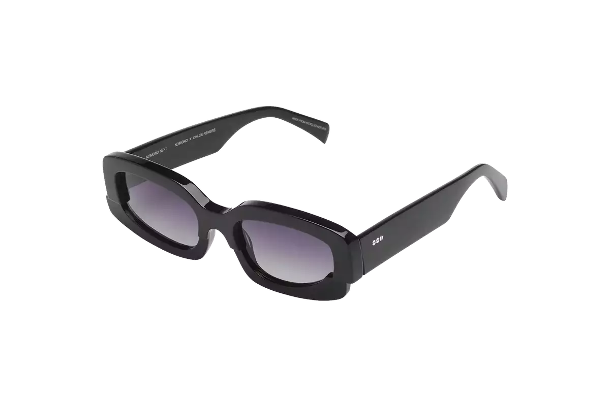 KOM X72900 Chloe Reners Black Side